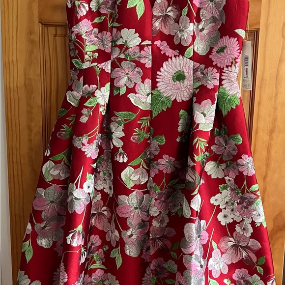 Eliza J, NWT Size 12 Floral Dress - Picture 10 of 12
